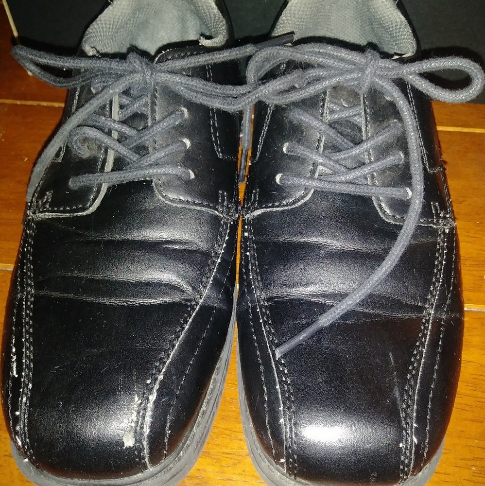 Boy's Black Dress Shoes 4M